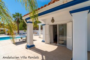 Bedroom 3 terrace access