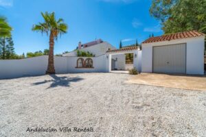 Spacious parking area