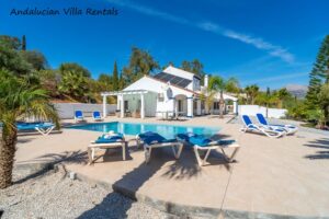 More than enough sunbeds