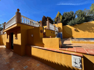 Pool and upper terrace