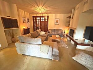 019 Living room 2