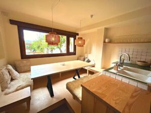 023 Kitchen 2